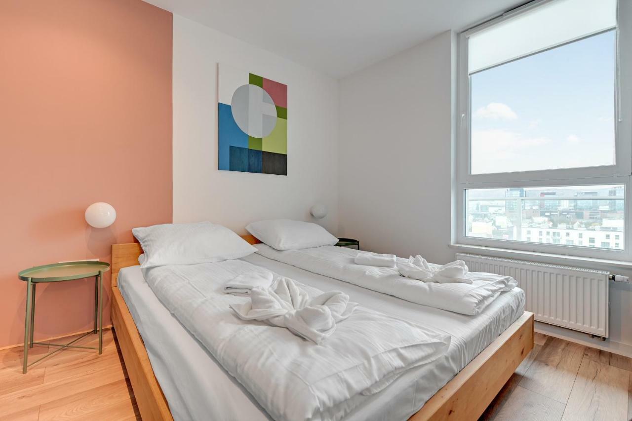 Platinium Top Floor City View Гданьск Экстерьер фото